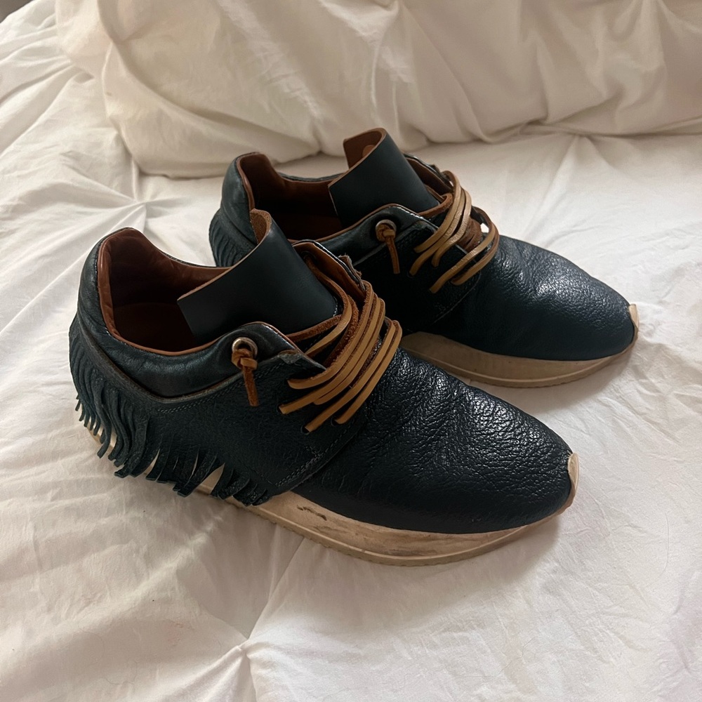 Navy Esse Ut Esse Leather Fringe Sneaker